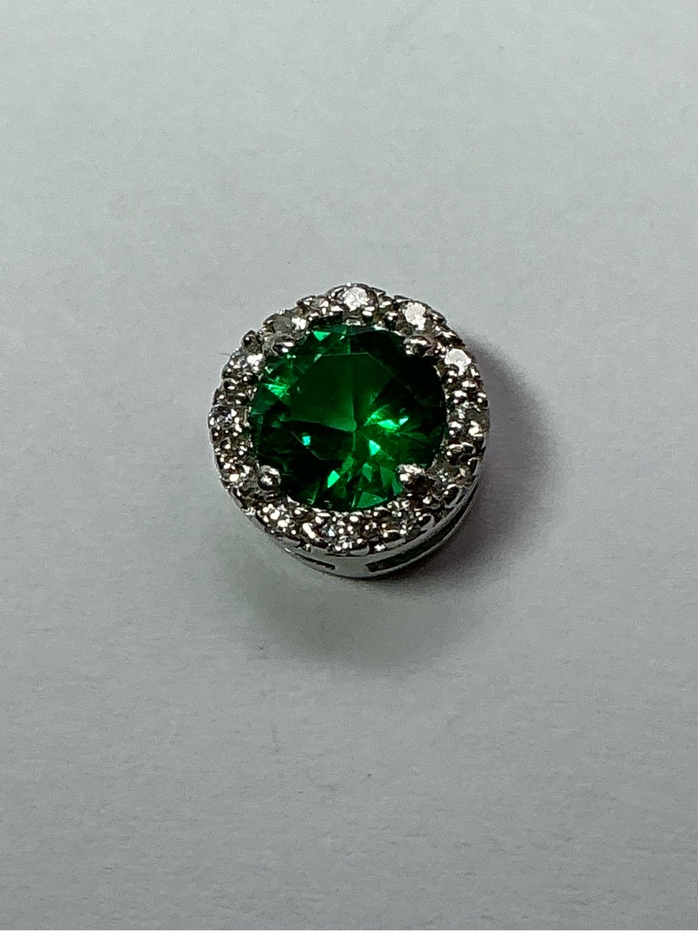 EA Sterling Silver Green Crystal Halo Charm Pendant for Women